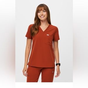 Women’s Figs Scrub top